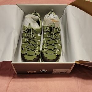 Green Outdoor Sandals
